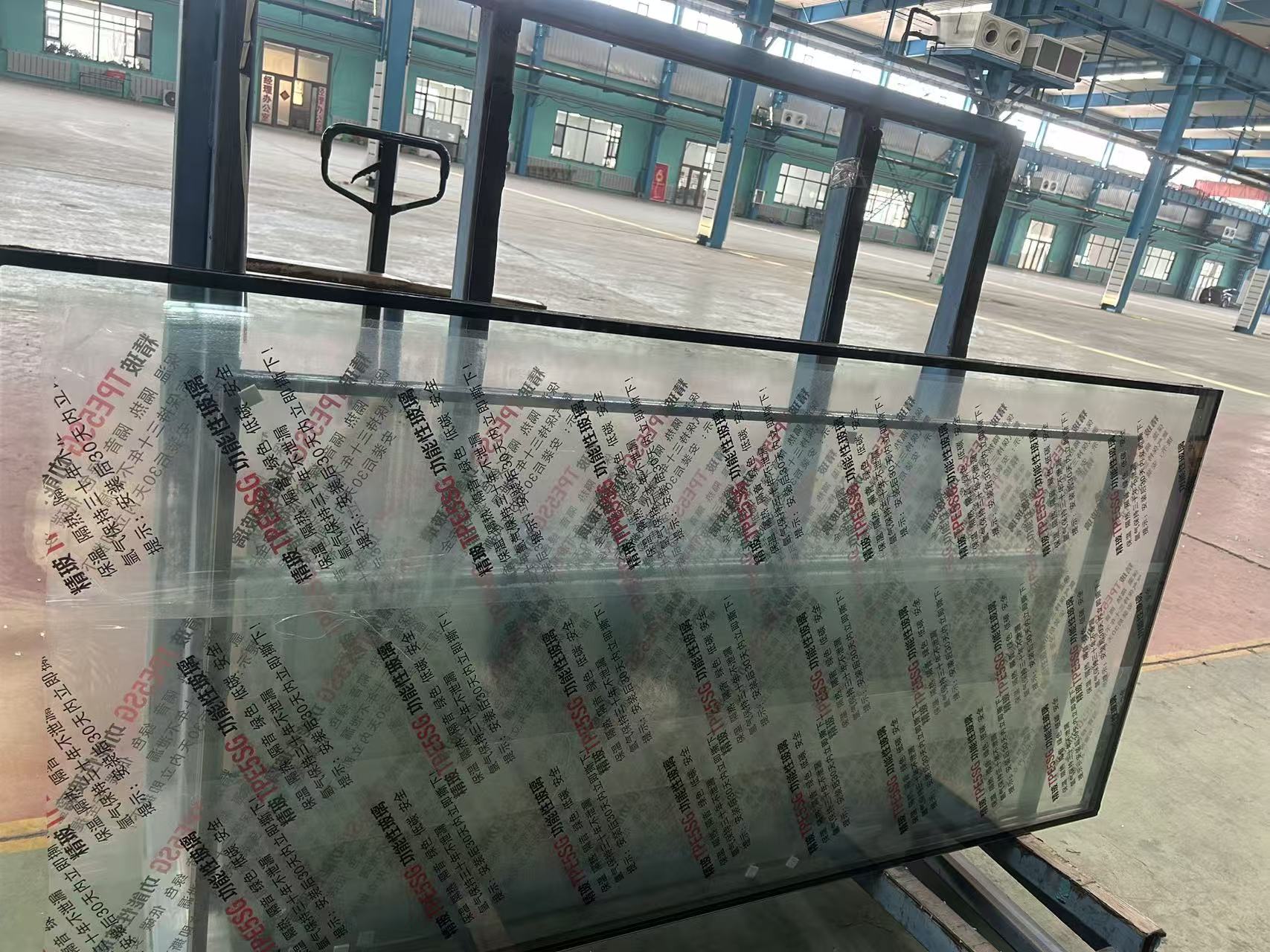 临高县玻璃源头工厂夹层夹丝玻璃 - 价格